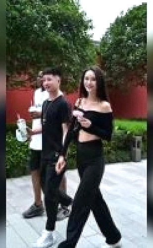 萝莉社专题内容